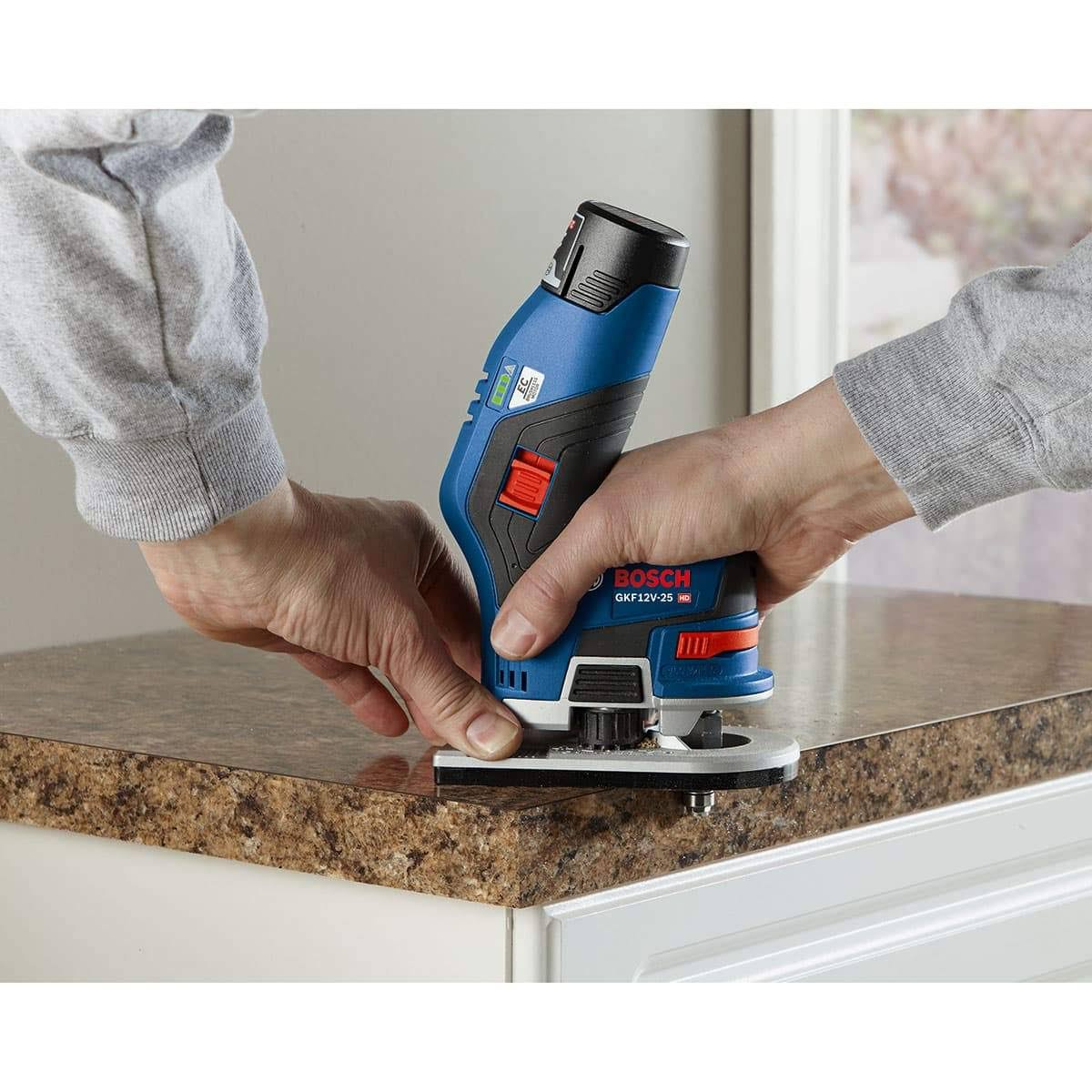 12V Max EC Brushless Palm Edge Router T50845