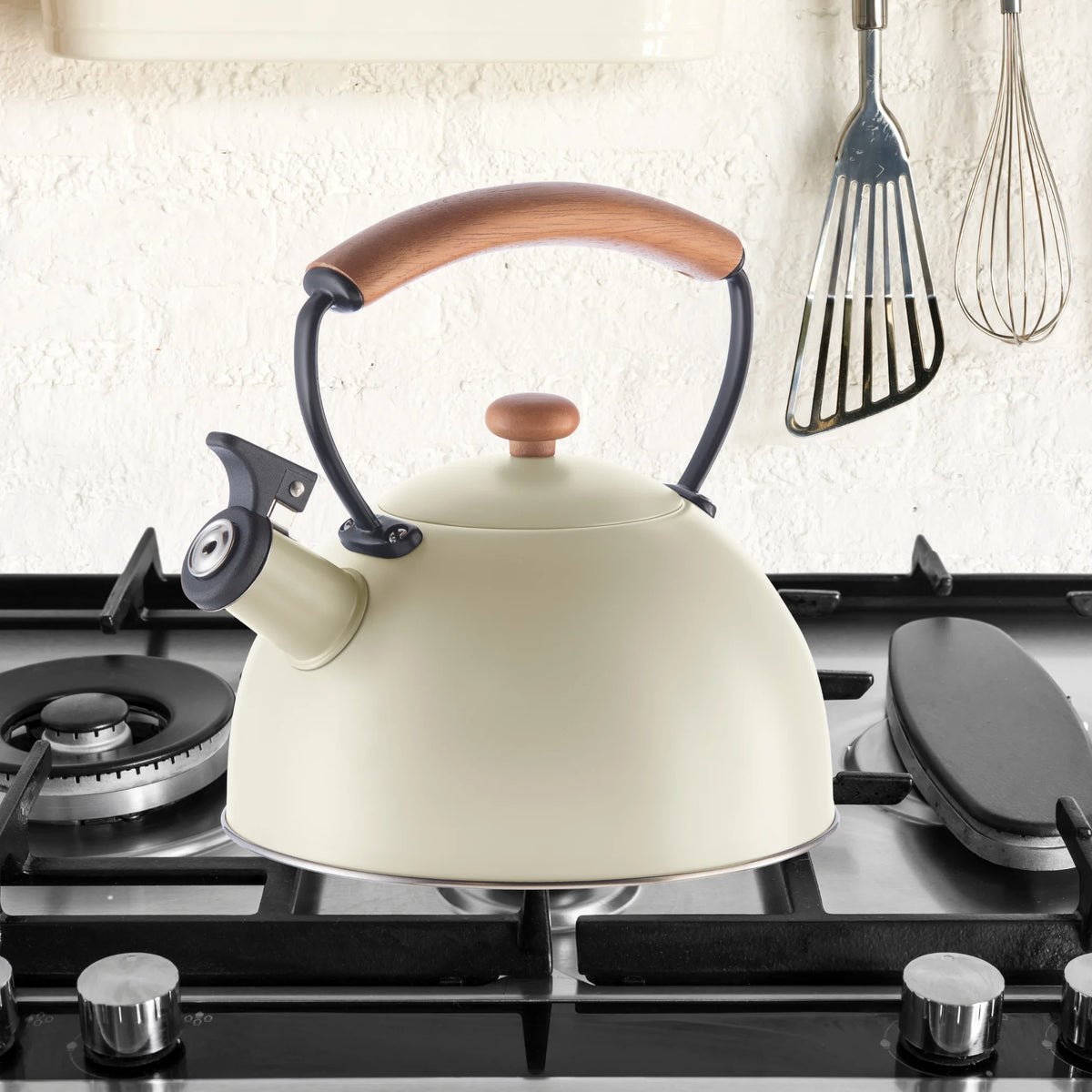 2.5 lt Whistling Tea Kettle N1813