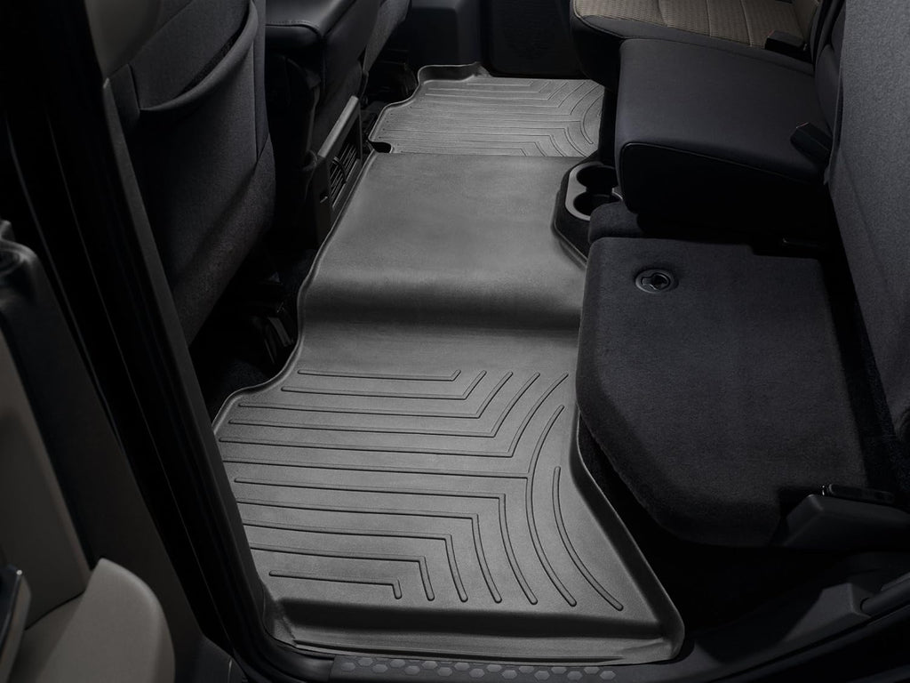 Custom Fit Rear FloorLiner (Black) D639174