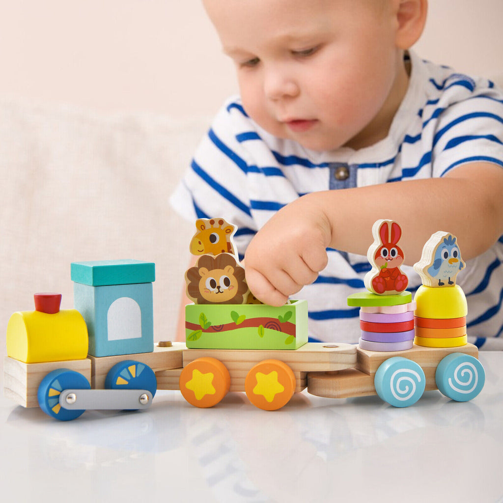 Wooden Stackable Train Set with Animal Toys & Locomotive Q25156