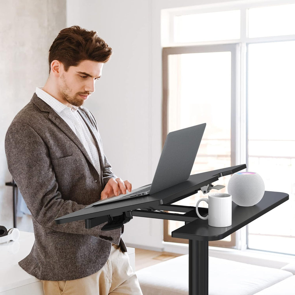 47 Ambidextrous Mobile Standing Desk with Split Top Tilting Tray, Pneumatic Laptop Cart, Black Cart with Brake Casters Z4706