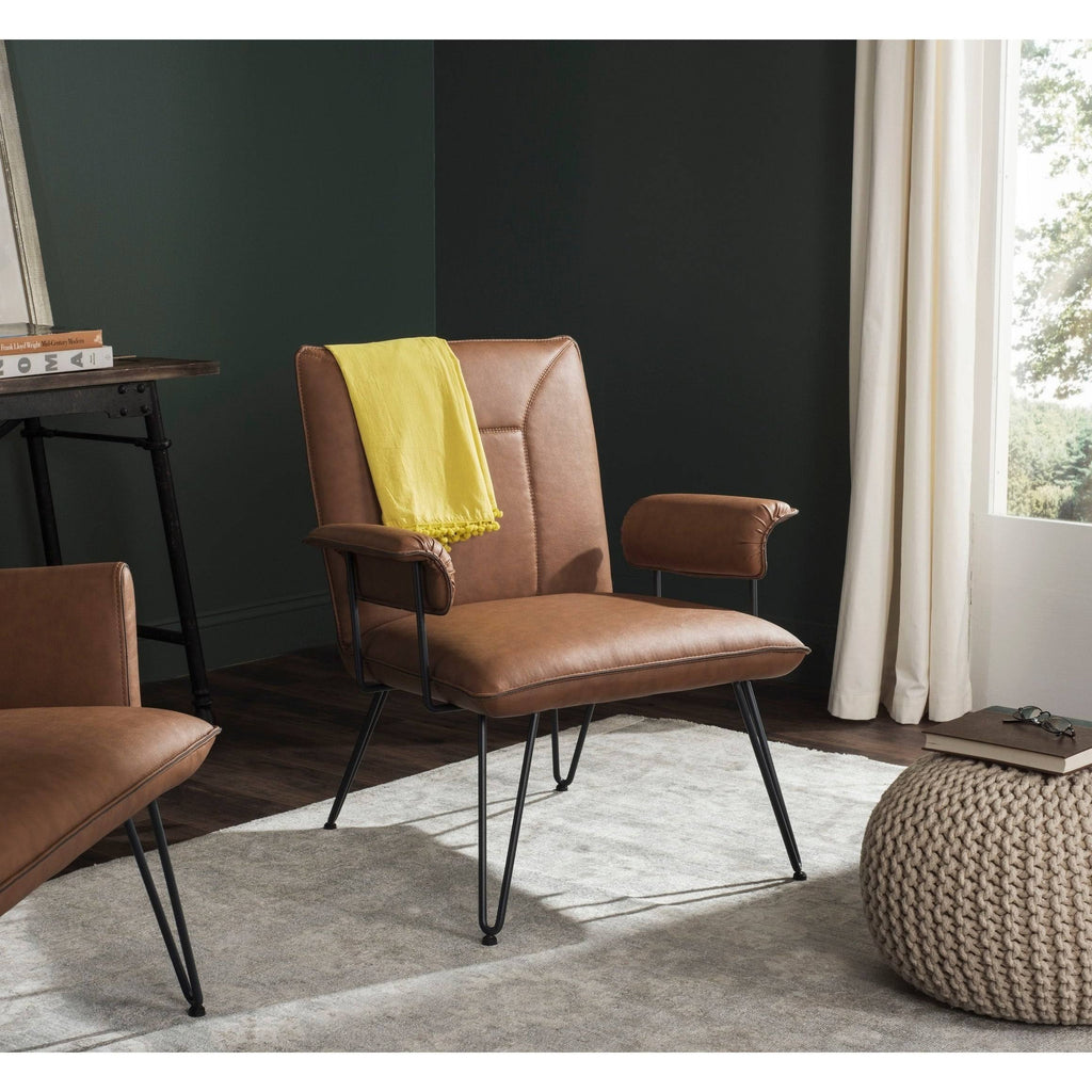 Camel Arm Chair V507
