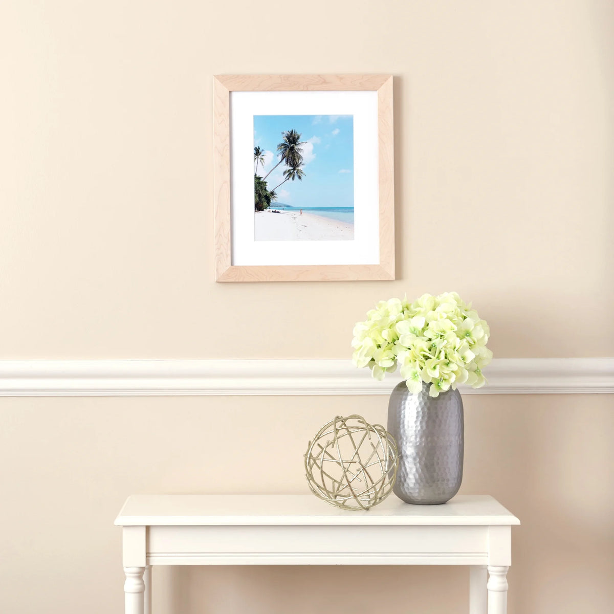 16x20 Inch Hard Maple Picture Frame with Plexi Glass L860