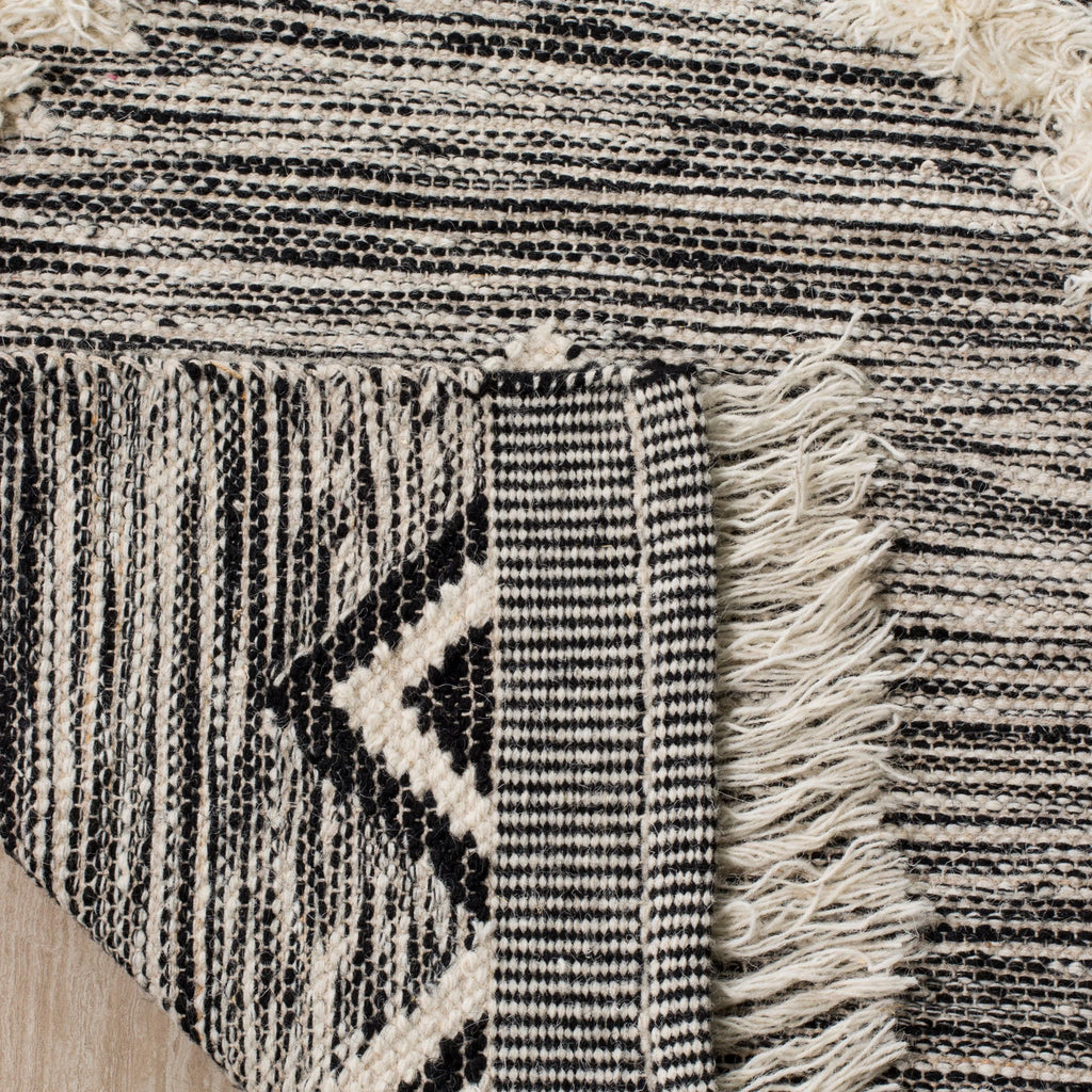 Geometric Diamonds Fringe Area Rug, Black/Ivory, 6' x 9' J915292