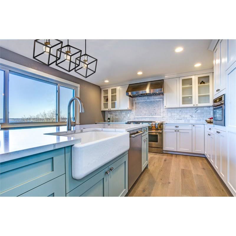Vertical 3 Light Island in Matte Black + Brushed Nickel J433216